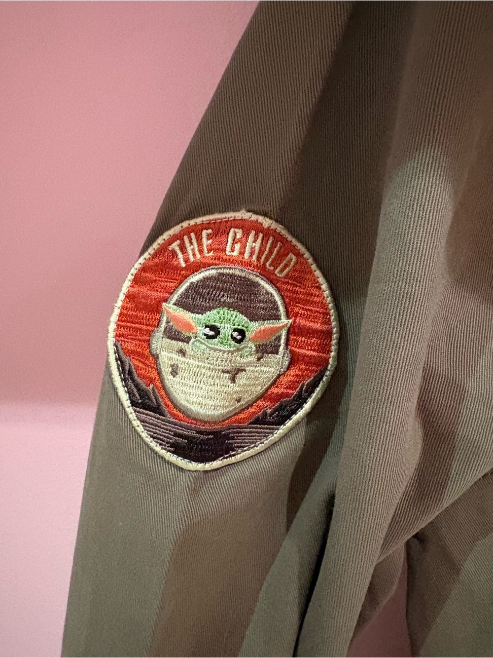 Mandalorian & Grogu Khaki Patch Utility Star Wars Jacket by Her Universe 🩶✨💚 - Picture 4 of 6